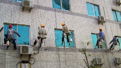 怎樣快速清除水性外墻涂料?教你這招，省時省力成本低