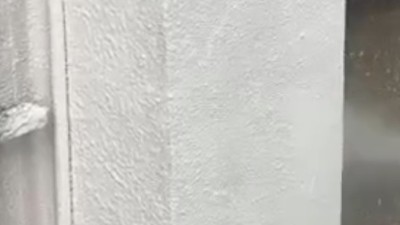 專為氣凝膠隔熱保溫涂料打造的乳液：解決開裂、沉淀與粘結(jié)難題的終極方案