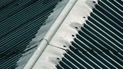 銹轉(zhuǎn)化劑在金屬屋面除銹上真的管用嗎？青島恩澤化工CP10告訴您