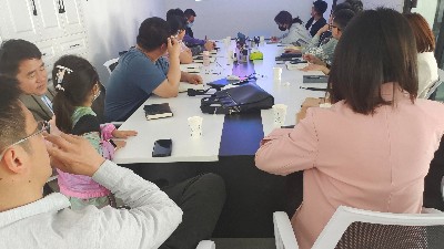 青島恩澤化工召開抖音暨銷售培訓(xùn)會(huì)議