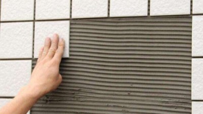 為什么貼瓷磚要使用瓷磚背膠？